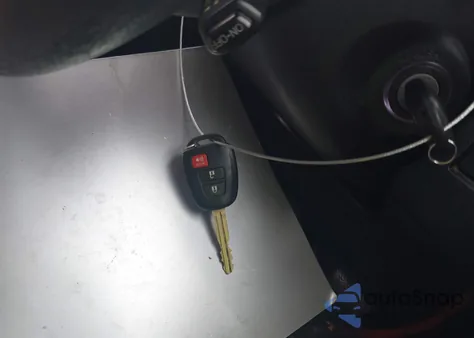 2014 Toyota Rav4 Xle из США, поврежденный, VIN 2T3WFREV2EW121634